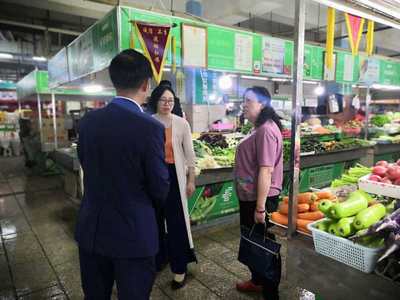 省市場監管局2020年食品安全抽檢監測任務調研組赴六盤水市督導調研食品安全抽檢監測工作